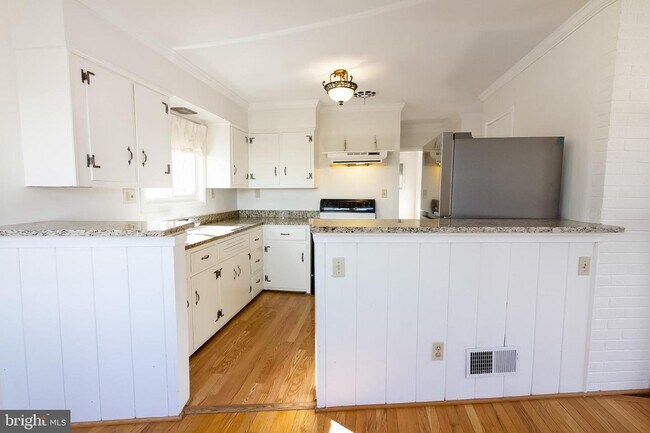 Foto del edificio - 2801 S Grant St