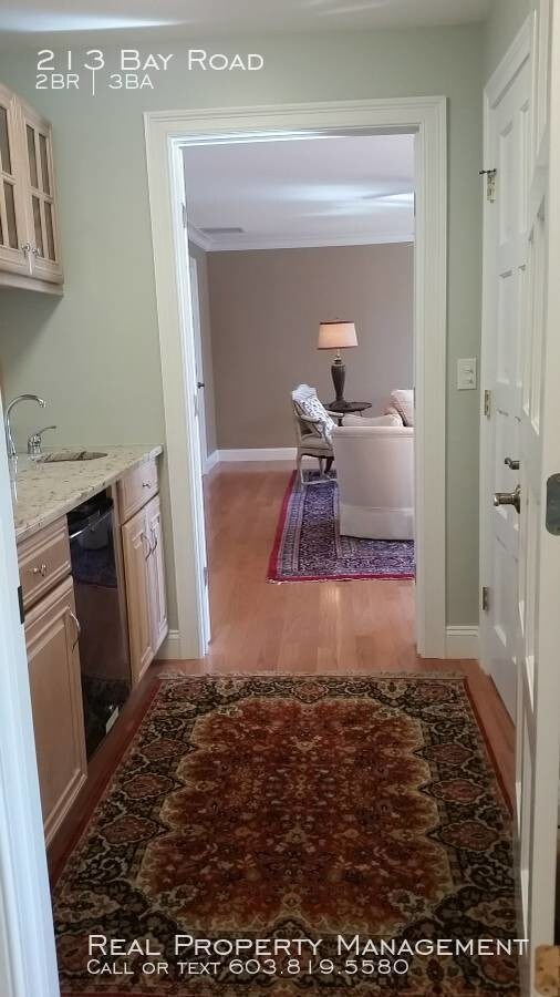 Building Photo - 213 Bay Rd