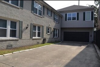 Building Photo - 1505 McDuffie St