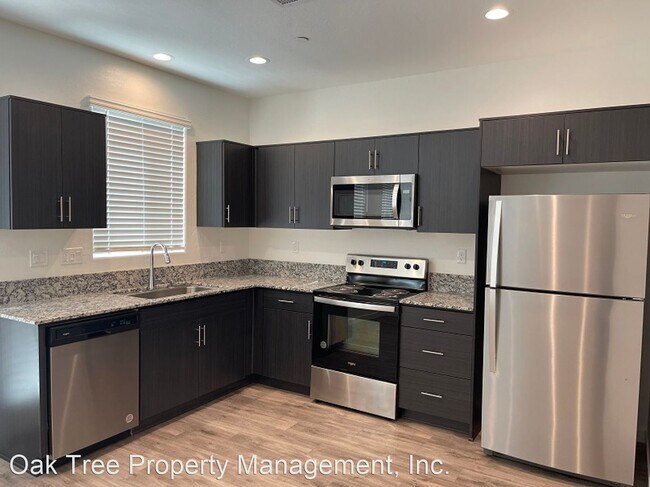 Building Photo - 2 br, 1.5 bath House - 356 Oxford Avenue #A