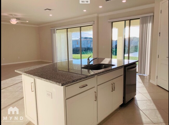 Building Photo - 10738 Green Harvest Dr.