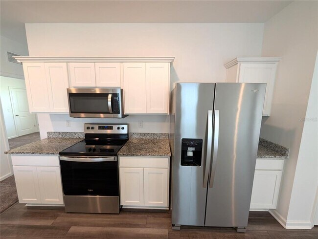 Foto del edificio - 35491 Shade Fern Ln
