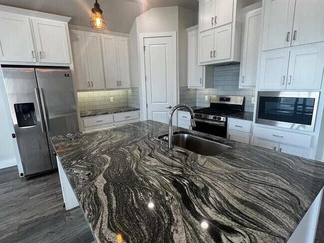 Foto del edificio - 8212 NW 151st St