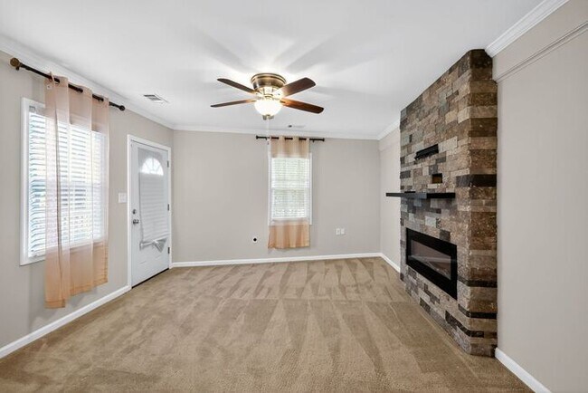 Foto del edificio - 2225 Pinefield Way