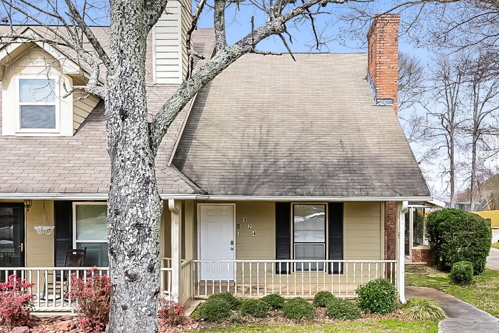 924 Park Pl NE, Conyers, GA 30012 Townhome Rentals in Conyers GA