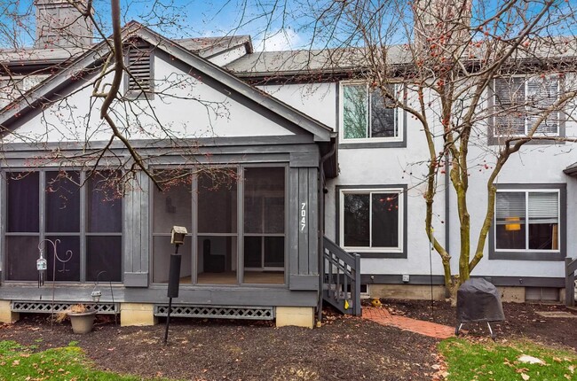 Front Screened Porch - 7047 Muirfield Dr