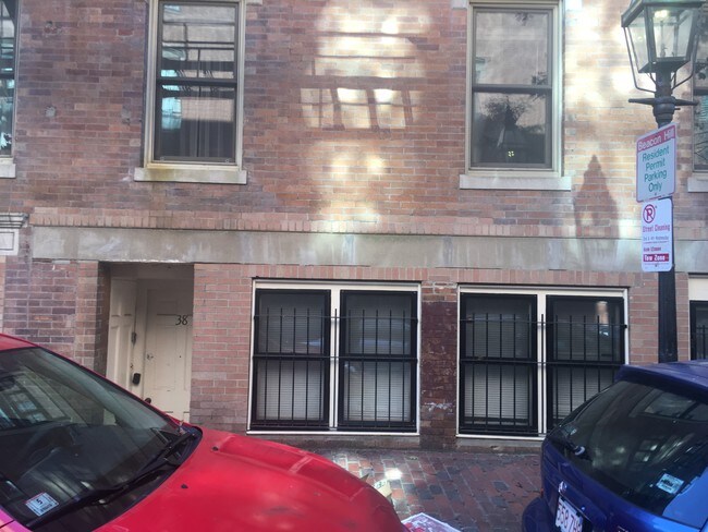 Foto del edificio - 38 Phillips St