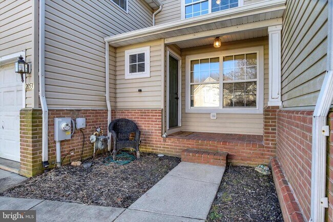 Building Photo - 2053 Brandy Dr