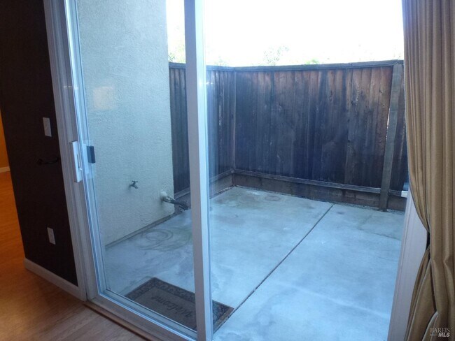 Building Photo - 179 Scottsburg Ct