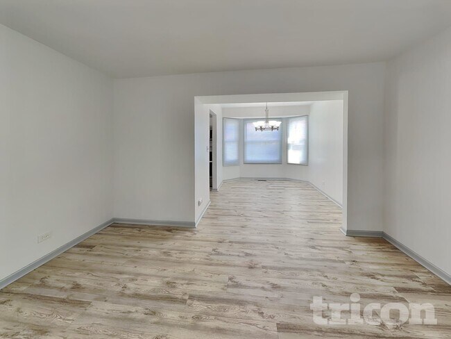 Foto del edificio - 1419 Farrington Ln