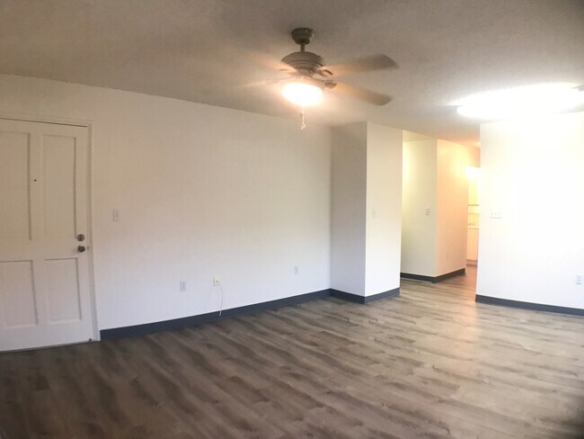 Building Photo - Kulana Knolls - 2 Bedroom, 2 Bath, 2 Parki...