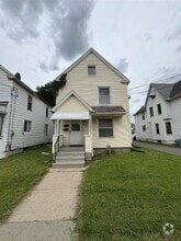Building Photo - 181 Willow St