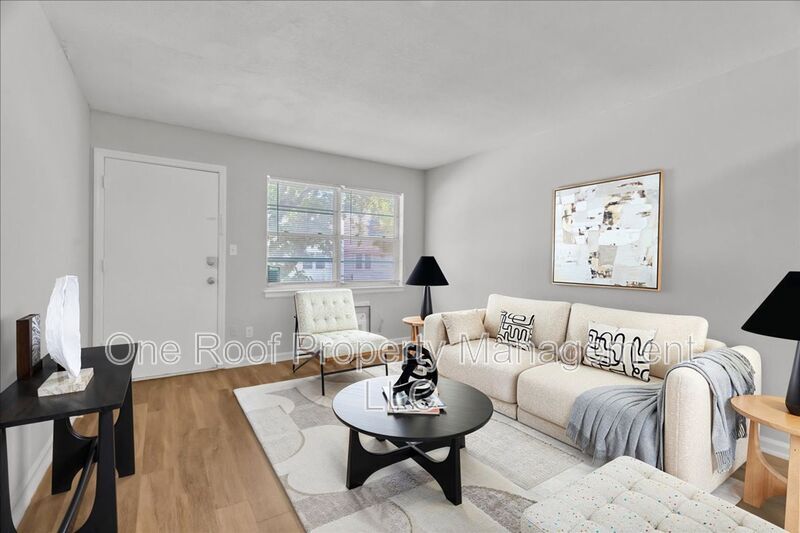 Foto principal - 646 N 31st St