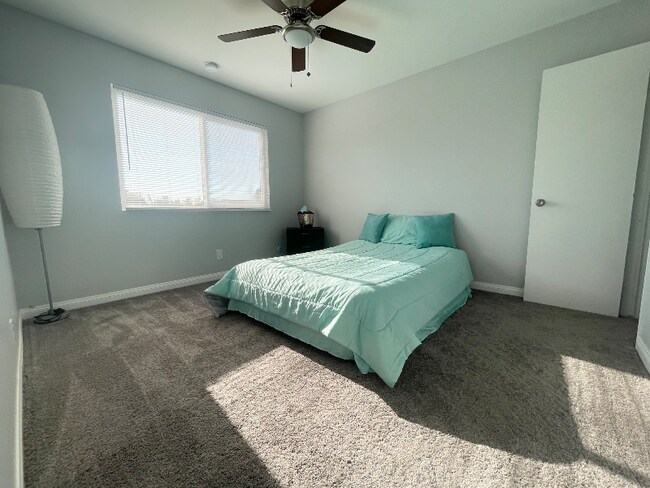 Foto del edificio - 317 E Hazel St