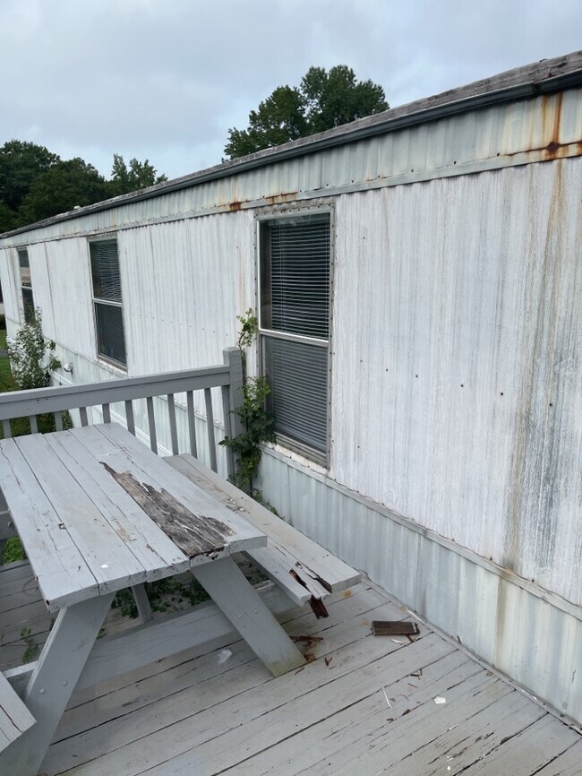 Building Photo - 108 Joe Dyar Rd
