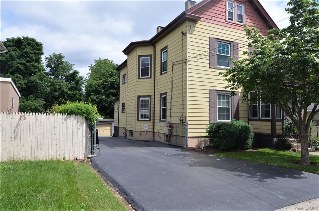 14 Fairmont Ave Unit 2, Arlington, NY 12603 Room for Rent in