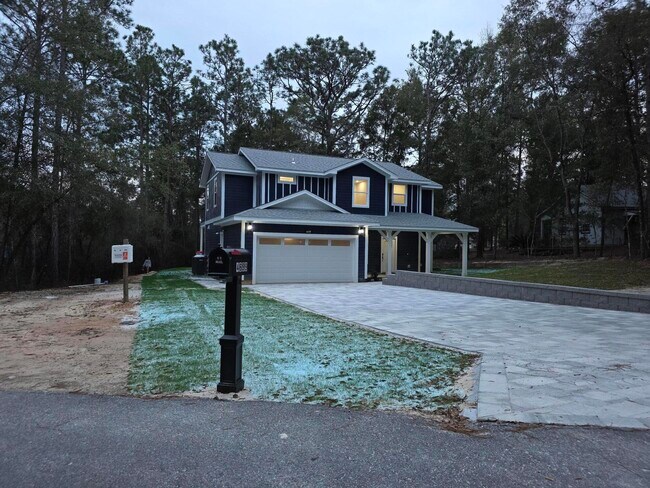 Foto del edificio - 4699 Meadow Lake Dr