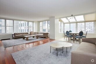 Building Photo - 117 E 57th St