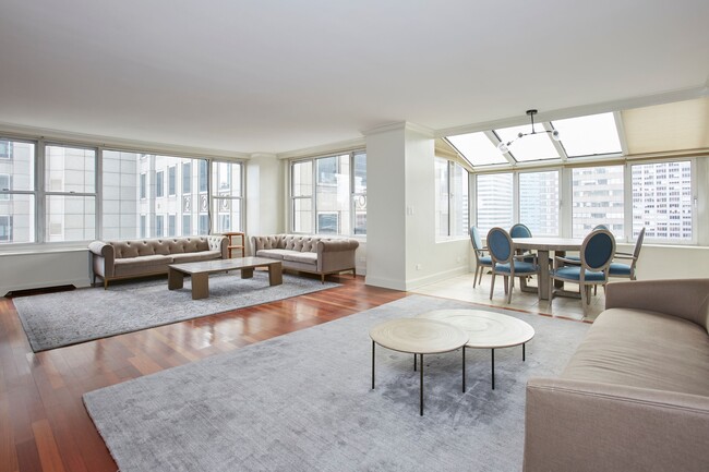 Photo - 117 E 57th St Apartment