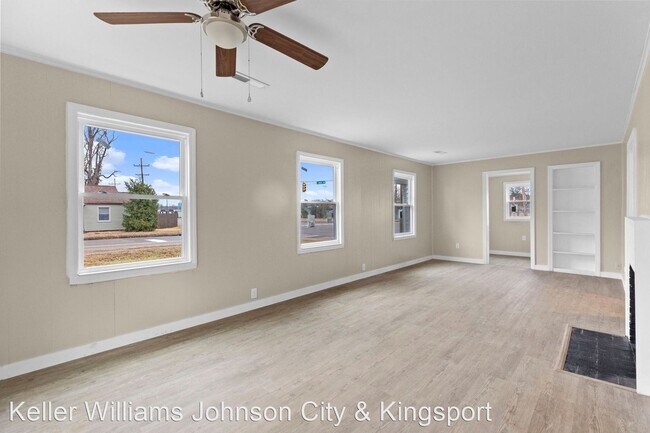 Building Photo - 3 br, 1.5 bath House - 1669 East Sevier Ave