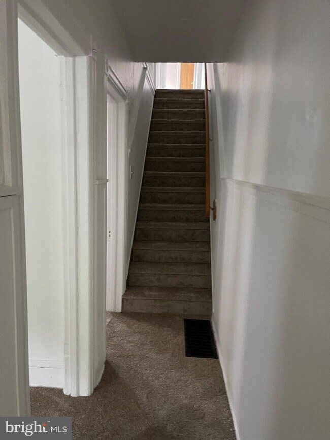 252 Fleetwood St, Coatesville, PA 19320 Townhome Rentals in