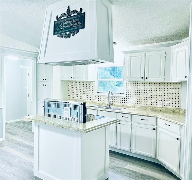 Foto del edificio - 23534 Charterwood Dr