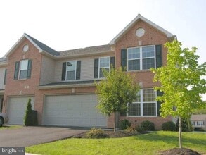Building Photo - 4255 Roth Farm Village Cir