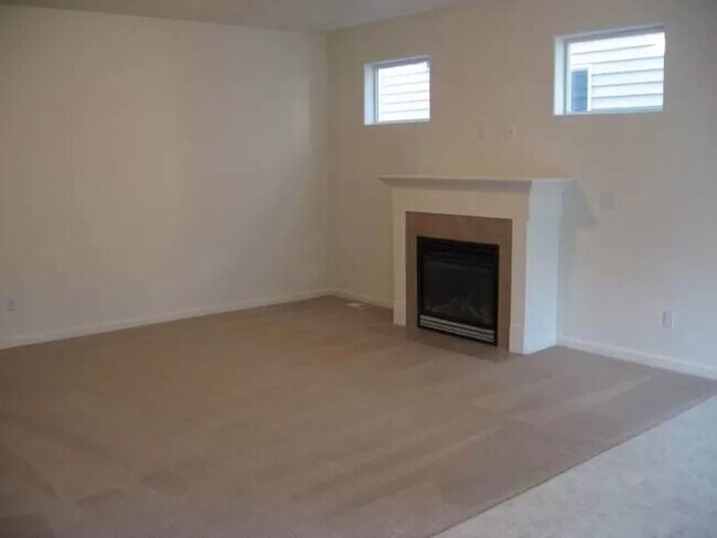 Foto del edificio - Charming Home in Terrific Central Location
