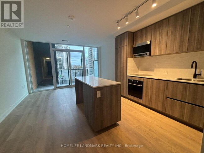 Photo du bâtiment - 117 Broadway Ave