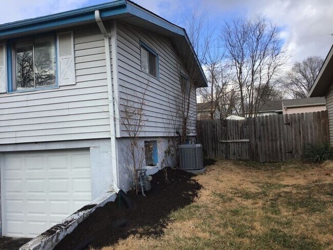 Foto del edificio - Value-Priced & Coming Soon