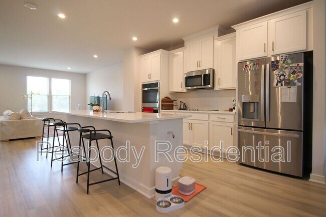 Building Photo - 2107 Acadia Rd