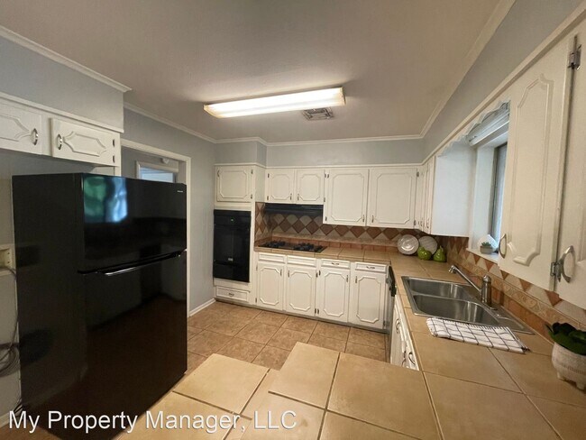 Building Photo - 4 br, 2 bath House - 9357 Savanna Drive