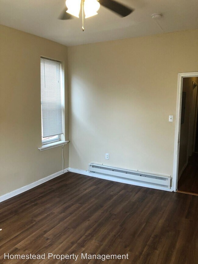 Building Photo - 1708 W Erie Ave