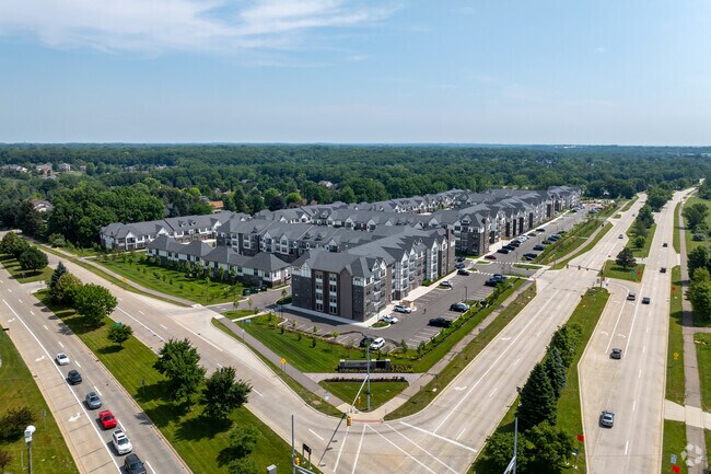 Foto aérea - Legacy Rochester Hills Apartments