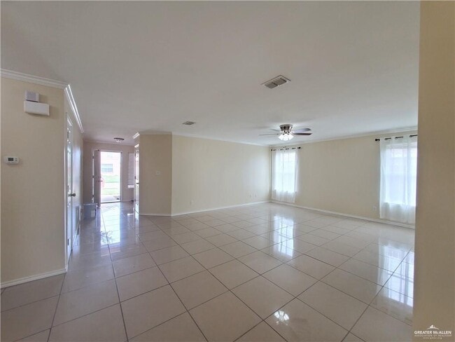 Foto del edificio - 111 Northgate Ave