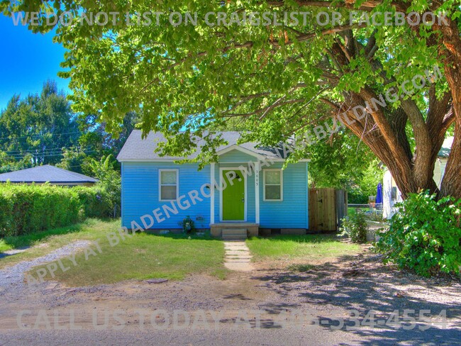 Building Photo - 5005 N Mueller Ave