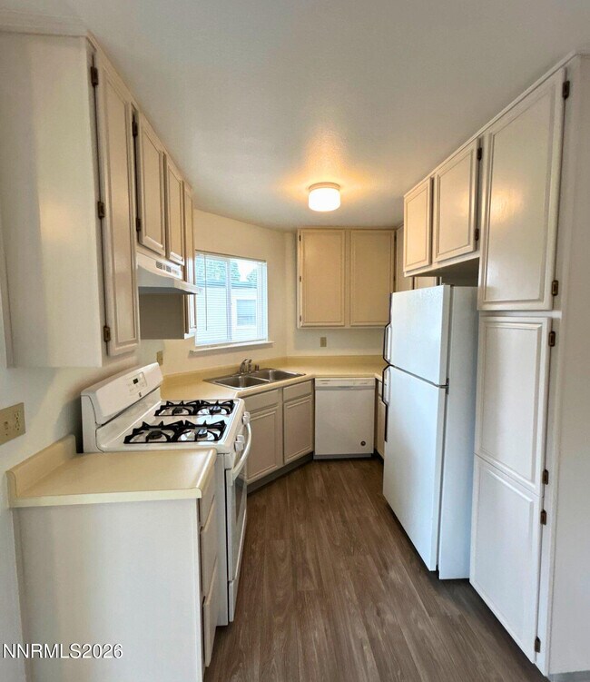 Foto del edificio - 2655 Sycamore Glen Dr