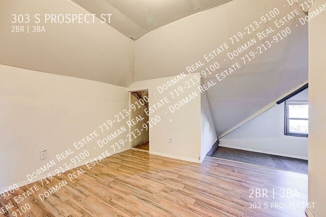 Photo - 303 S PROSPECT ST- House