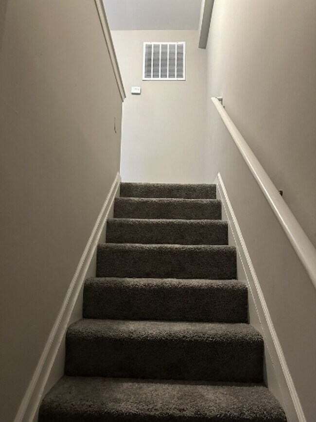 Foto del edificio - 3616 Elmley Ave