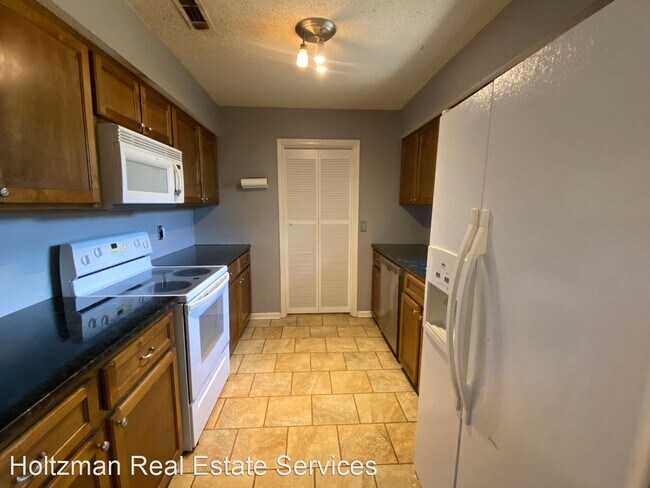 Foto del edificio - 3 br, 2 bath House - 834 Lost Grove Ln