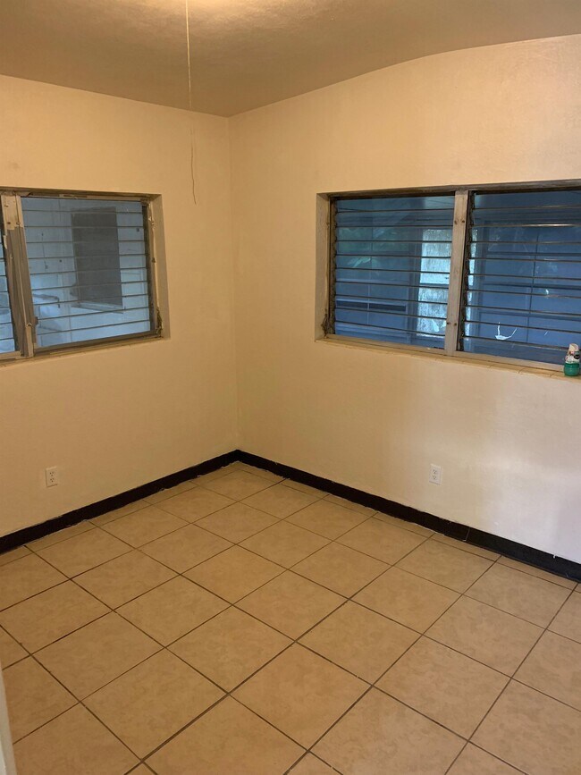 Foto del edificio - 615 18th St