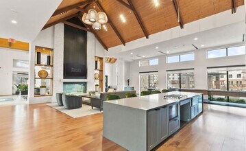 Building Photo - 17571 W Lake Houston Pkwy