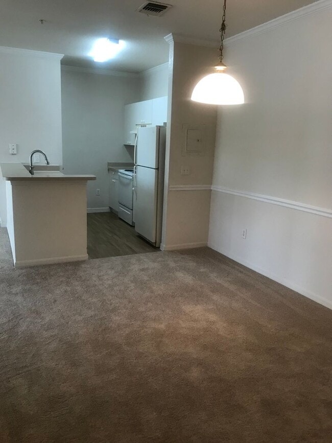 Photo - 3757CR#2532(70) Apartment