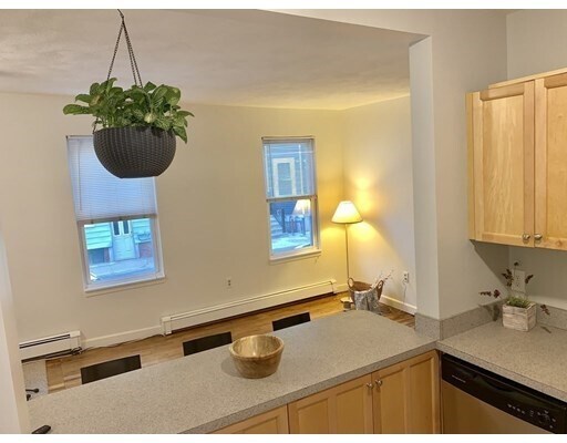 Foto principal - 280 Western Ave