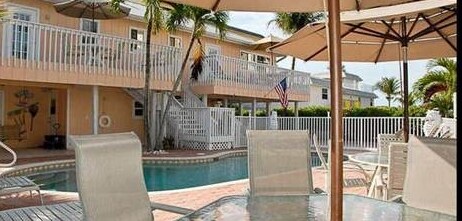 Foto del edificio - 50 Gulf Beach Rd