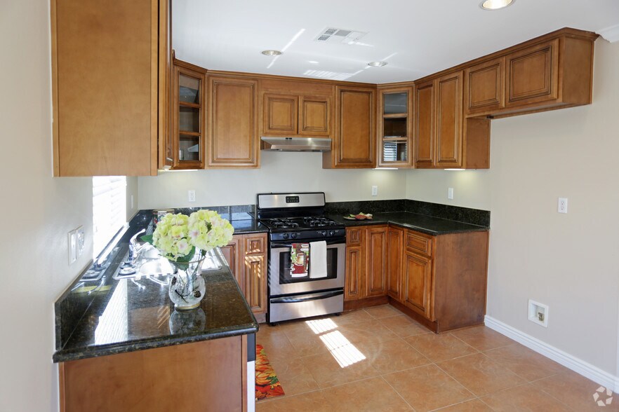 Sycamore Villas Luxury Townhomes