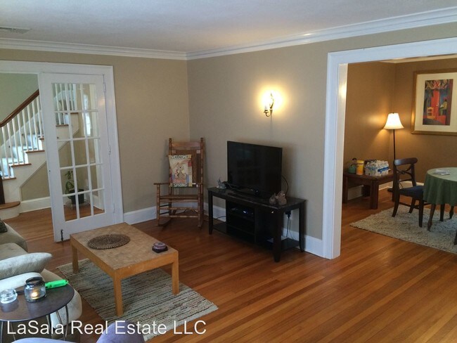 Building Photo - 168 Griswold Dr