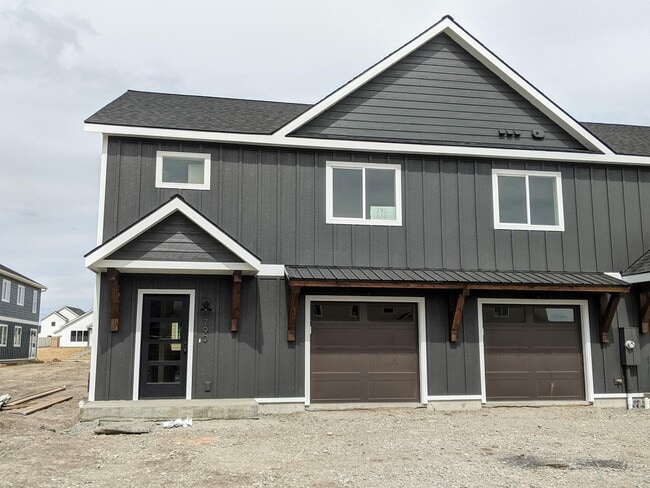 Building Photo - 790 Lake Francis Dr