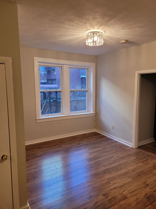 Foto del edificio - 150 Endicott St