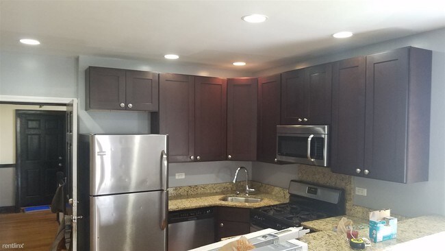 Building Photo - 3 br, 1 bath Apartment - 1122 W 76th St 3W
